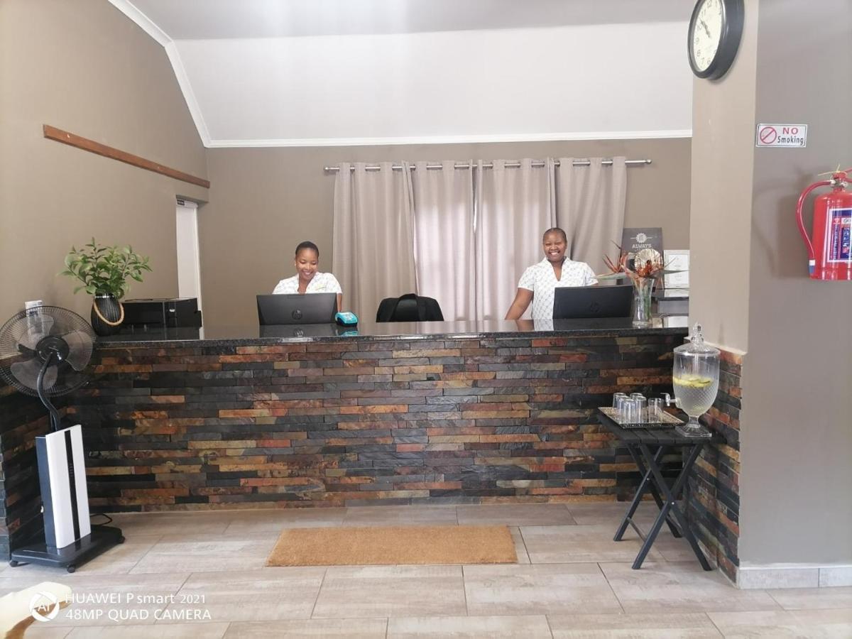 Nongoma Lodge&Inn CC Eksteriør bilde